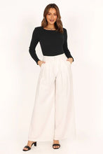 Load image into Gallery viewer, c63eea69-d71d-4366-951a-0abec2828c35-Min