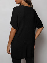 Load image into Gallery viewer, V-Neck Slit High-Low Knit Top
