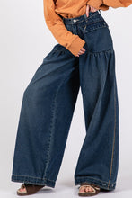Load image into Gallery viewer, SAGE + FIG Mid-Rise Cargo Jeans with Pockets
