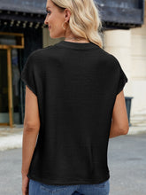 Load image into Gallery viewer, Exposed Seam Round Neck Short Sleeve Sweater
