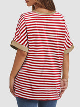 Load image into Gallery viewer, Contrast Striped Round Neck Half Sleeve T-Shirt
