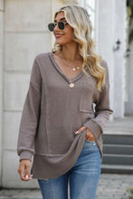 Load image into Gallery viewer, Exposed Seam V-Neck Long Sleeve T-Shirt
