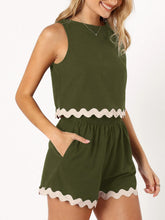 Load image into Gallery viewer, Contrast Trim Round Neck Top and Shorts Set
