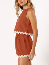 Load image into Gallery viewer, Contrast Trim Round Neck Top and Shorts Set
