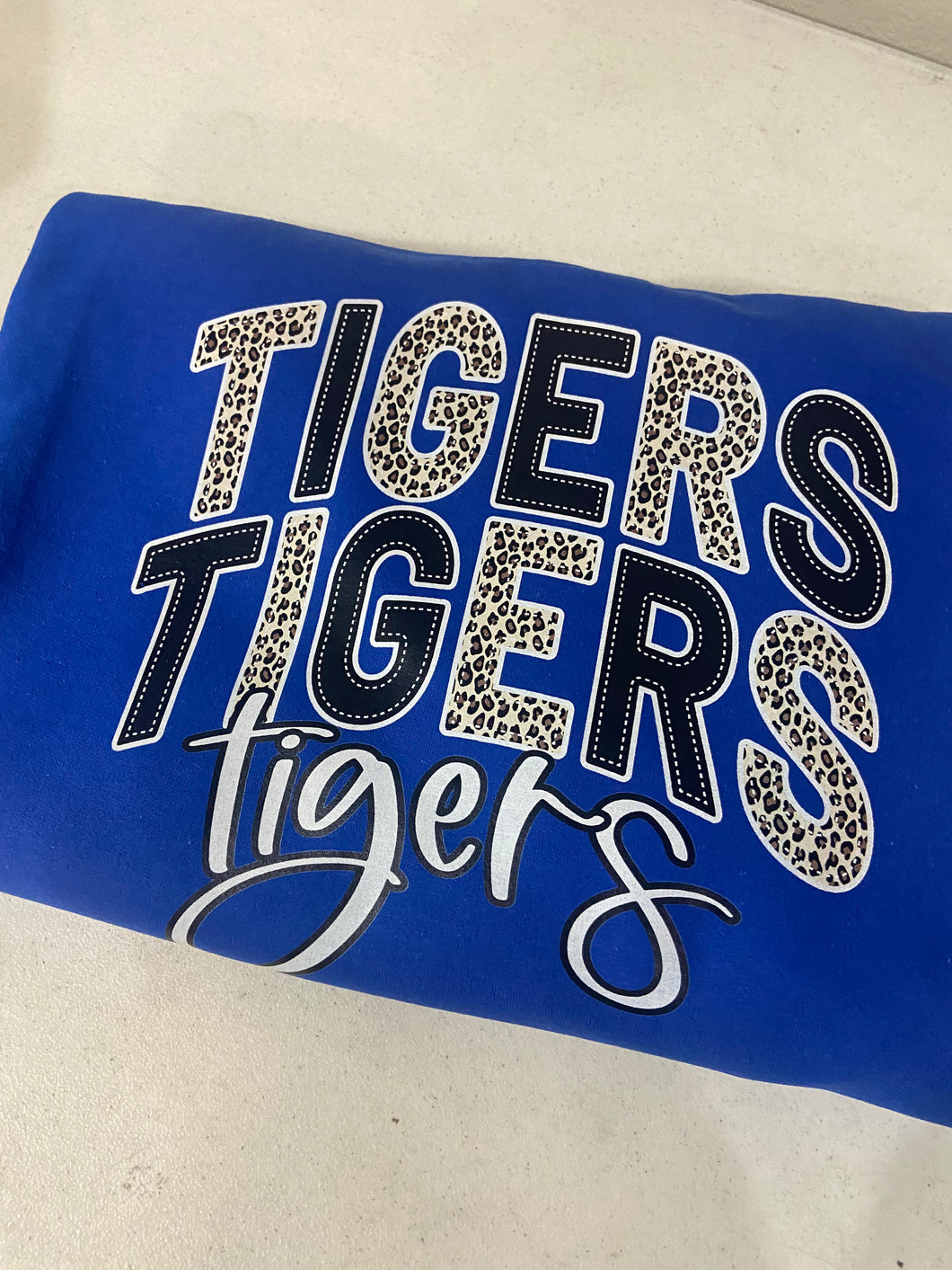 3xL royal Tigers Sweatshirt