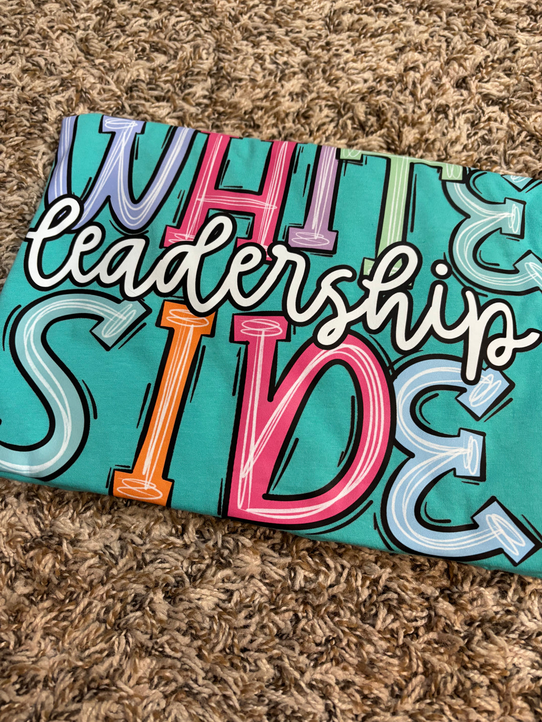 2xl white side leadership