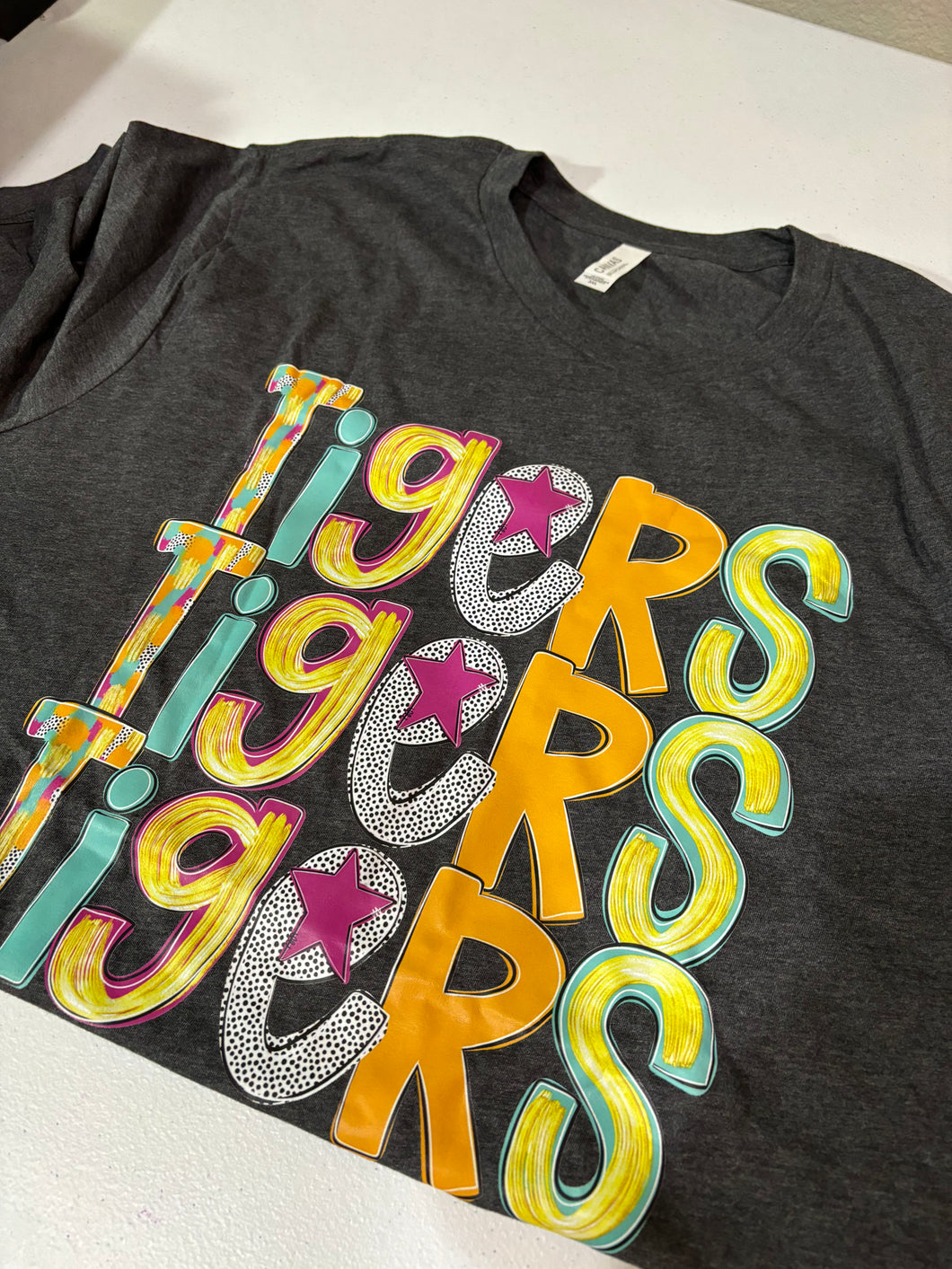 3xl tigers Bella short