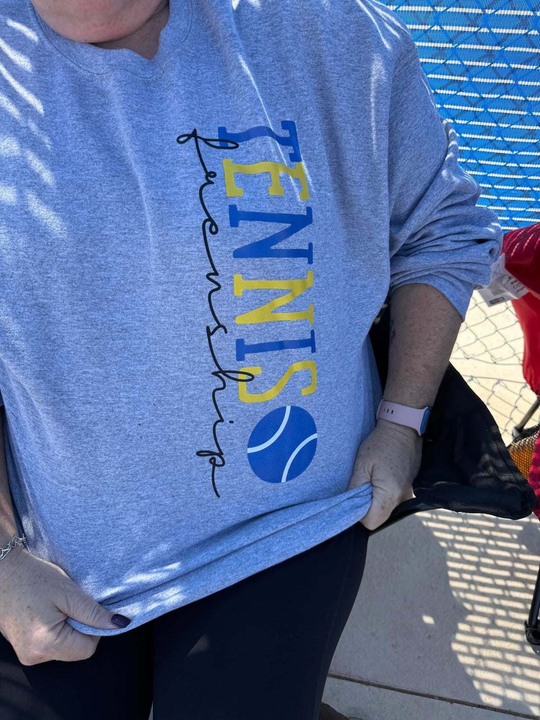 1 - 2X; 1 - XL and 1 - Large sweatshirts. Same as the picture