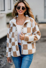 Load image into Gallery viewer, Checkered Snap Down Long Sleeve Teddy Jacket
