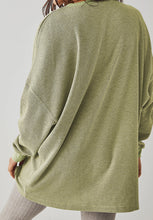 Load image into Gallery viewer, Round Neck Long Sleeve Sweatshirt
