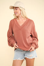 Load image into Gallery viewer, VERY J Two Tone Ribbed V-Neck Exposed Seam Top
