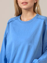 Load image into Gallery viewer, Exposed Seam Round Neck Long Sleeve Sweatshirt
