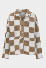 Load image into Gallery viewer, Checkered Snap Down Long Sleeve Teddy Jacket
