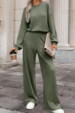 Load image into Gallery viewer, Round Neck Long Sleeve Jumpsuit
