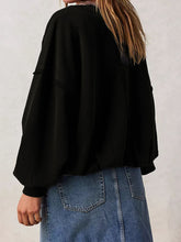 Load image into Gallery viewer, Exposed Seam Round Neck Long Sleeve Sweatshirt
