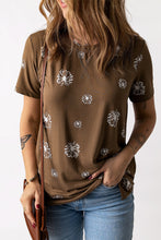 Load image into Gallery viewer, Dandelion Print Round Neck Tee
