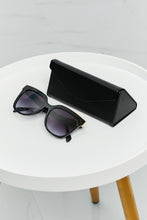 Load image into Gallery viewer, Tortoiseshell Square Polycarbonate Frame Sunglasses
