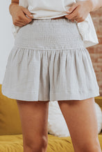 Load image into Gallery viewer, Smocked Waist Culotte Shorts
