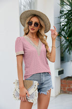 Load image into Gallery viewer, Contrast V-Neck Puff Sleeve Top
