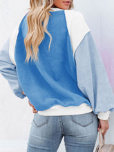 Load image into Gallery viewer, Color Block Exposed Seam Sweatshirt
