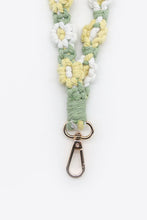 Load image into Gallery viewer, Assorted 4-Piece Macrame Flower Keychain
